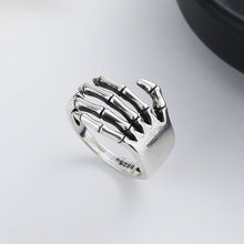 Load image into Gallery viewer, Dark Black Palm Ring Cool Hip Hop Street Ins Style Retro Old Style Fashion Skull Five Claw Ring