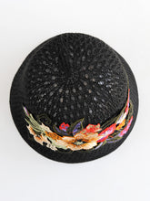 Load image into Gallery viewer, Ethnic embroidered flowers in summer breathable hollow sunscreen fisherman hat female sunshade Joker bucket hat Sun basin hat