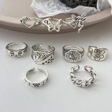 Load image into Gallery viewer, 9-piece Set of Vintage Crying Face Rings, Playing Card Rings, Hollowed Out Love Rings, Daisy Rings, Alloy Chain Rings
