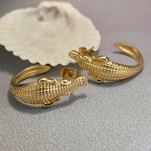 Load image into Gallery viewer, Retro Creative Versatile Sexy Crocodile Alloy Earrings