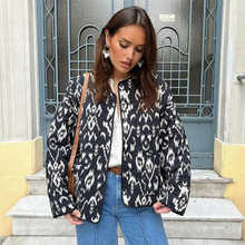 Load image into Gallery viewer, 2024 Spring New Women's Fashion and Elegance Short and Versatile Printed Quilted Round Face Jacket Coat