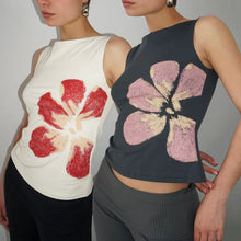 Load image into Gallery viewer, Combhasaki Women's Y2K Vintage Crop Tank Tops Slim Fitted Aesthetic Flower Print Boat Neck Sleeveless Party Club Summer Camis