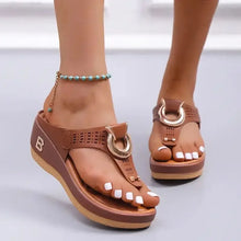 Load image into Gallery viewer, Summer Sandals Women 2024 Big Size Platform Sandals Wedges Flip Flops Comfortable Slippers Ladies Non-Slip Open Toe Beach Shoes