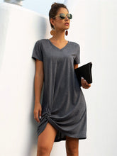 Load image into Gallery viewer, Summer's New Short-sleeved V-neck Hem Knotted Open Fork Loose Casual Skirt