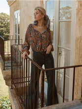 Load image into Gallery viewer, Spring New Bohemian Vintage Lace Print Cutout Long Sleeve Shirt Top