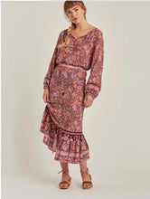 Load image into Gallery viewer, Spring New Bohemian Vintage Lace Print Cutout Long Sleeve Shirt Top