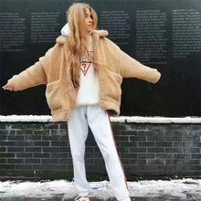 Load image into Gallery viewer, Loose Padded Warm Lamb Lamb Leisure Lapel Double Pocket Coat