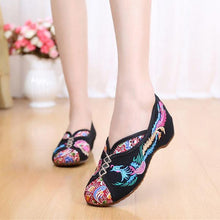 Load image into Gallery viewer, Phoenix Embroidered Old peking Vintage Flat Shoes