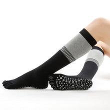 Load image into Gallery viewer, Full finger half finger middle finger lady yoga socks winter wholesale fashion non-slip cotton five-finger yoga stockings