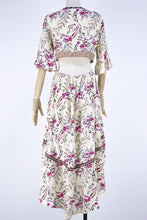 Load image into Gallery viewer, Bohemian deep V collar tie with back-to-back retro-printed large irregular dress