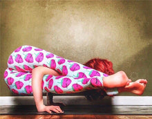 Load image into Gallery viewer, Strawberry Pattern Fresh Yoga Leggings