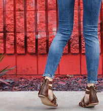 Load image into Gallery viewer, Fringed Belt Buckle Open Toe Hollow Flat Sandals