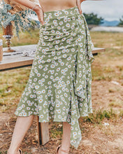 Load image into Gallery viewer, Summer Small Daisy Slim A-line Skirt Printed Trend Skirt