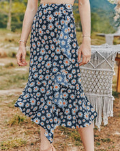Load image into Gallery viewer, Summer Small Daisy Slim A-line Skirt Printed Trend Skirt