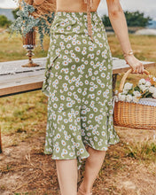 Load image into Gallery viewer, Summer Small Daisy Slim A-line Skirt Printed Trend Skirt