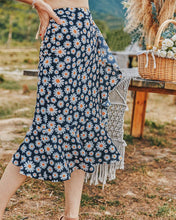 Load image into Gallery viewer, Summer Small Daisy Slim A-line Skirt Printed Trend Skirt