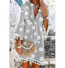 Load image into Gallery viewer, Summer New Style Printed Daisy Ruffled Fringed V-neck Dress