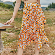 Load image into Gallery viewer, Summer Small Daisy Slim A-line Skirt Printed Trend Skirt