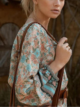 Load image into Gallery viewer, Spring New Bohemian Vintage Lace Print Cutout Long Sleeve Shirt Top