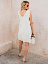 Load image into Gallery viewer, 2018 Summer Beach Floral Sleeveless V Neck Mini Dress