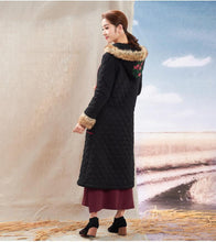 Load image into Gallery viewer, Autumn Winter New National Style Chinese Embroidery Cotton  Fur Collar Hooded Coat
