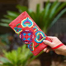 Load image into Gallery viewer, Yunnan Ethnic Embroidery Coin Purse Big Peony Women's Cloth Bag Clutch Bag