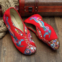 Load image into Gallery viewer, Phoenix Embroidered Old peking Vintage Flat Shoes