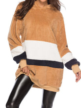 Load image into Gallery viewer, Color Contract Plush Hoodie Loose Stitching Mid-length Sweater