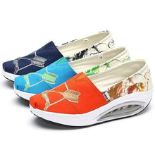 Load image into Gallery viewer, Pattern Color Blocking Canvas Platform Rocker Sole Shake Shoes