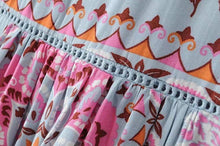 Load image into Gallery viewer, Bohemian long-sleeved lace sunscreen loose blouse