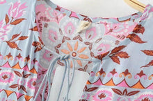 Load image into Gallery viewer, Bohemian long-sleeved lace sunscreen loose blouse