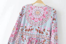 Load image into Gallery viewer, Bohemian long-sleeved lace sunscreen loose blouse