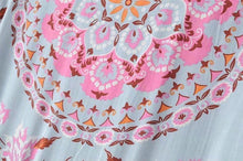 Load image into Gallery viewer, Bohemian long-sleeved lace sunscreen loose blouse