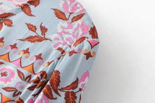 Load image into Gallery viewer, Bohemian long-sleeved lace sunscreen loose blouse