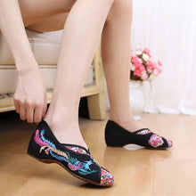 Load image into Gallery viewer, Phoenix Embroidered Old peking Vintage Flat Shoes