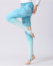Load image into Gallery viewer, Stylish Yoga Clothes Printed Yoga Pants Women's Tight High Waist Hip Lifting and Foot Stepping Pants Sports Fitness Pants