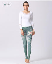 Load image into Gallery viewer, Stylish Yoga Clothes Printed Yoga Pants Women's Tight High Waist Hip Lifting and Foot Stepping Pants Sports Fitness Pants