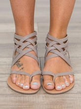 Load image into Gallery viewer, Knitted Toe Roman Sandals Female Summer Flat Large Size Women's Shoes
