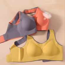 Load image into Gallery viewer, Solid Color Latex Underwear with One-piece Contrasting Color and Beautiful Back, No Rims, Comfortable Buckles, Comfortable Vest Bra Women.