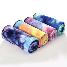 Load image into Gallery viewer, Foldable Yoga Towel Microfiber Yoga Mat Sports Towel