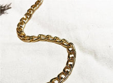 Load image into Gallery viewer, Autumn National Style Contrast Color Tassels One-Shoulder Crossbody Small Round Bag