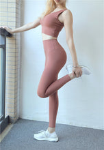 Load image into Gallery viewer, New European and American hip fitness pants Female high waist peach hip running tight feet sports yoga pants