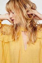 Load image into Gallery viewer, Human Cotton Crepe Lace Bohemian Retro Stitching Openwork Pullover Loose Blouse