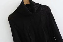 Load image into Gallery viewer, Autumn And Winter High Collar Twist Short Sexy Umbilical Sweater