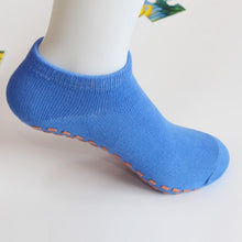 Load image into Gallery viewer, Anti-slip Cushioning Bandage Pilates Ballet Good Grip for Men and Women Cotton Socks Trampoline Socks