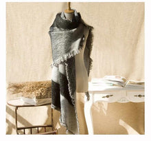 Load image into Gallery viewer, Pretty Raw Edges Imitation Thick Scarf