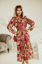 Load image into Gallery viewer, New V-neck long sleeves with a lace-up pleated dress