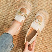Load image into Gallery viewer, New Embroidered Shoes Flat-heeled and Low-top Embroidered Shallow-mouthed Shoes Ethnic Style Cloth Shoes