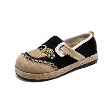 Load image into Gallery viewer, New Embroidered Shoes Flat-heeled and Low-top Embroidered Shallow-mouthed Shoes Ethnic Style Cloth Shoes