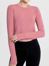 Load image into Gallery viewer, Sports Yoga Wear Women's Loose Slimming Blouse and Quick-drying Sportswear Solid Color Long-sleeved Yoga Wear with Hollow Back